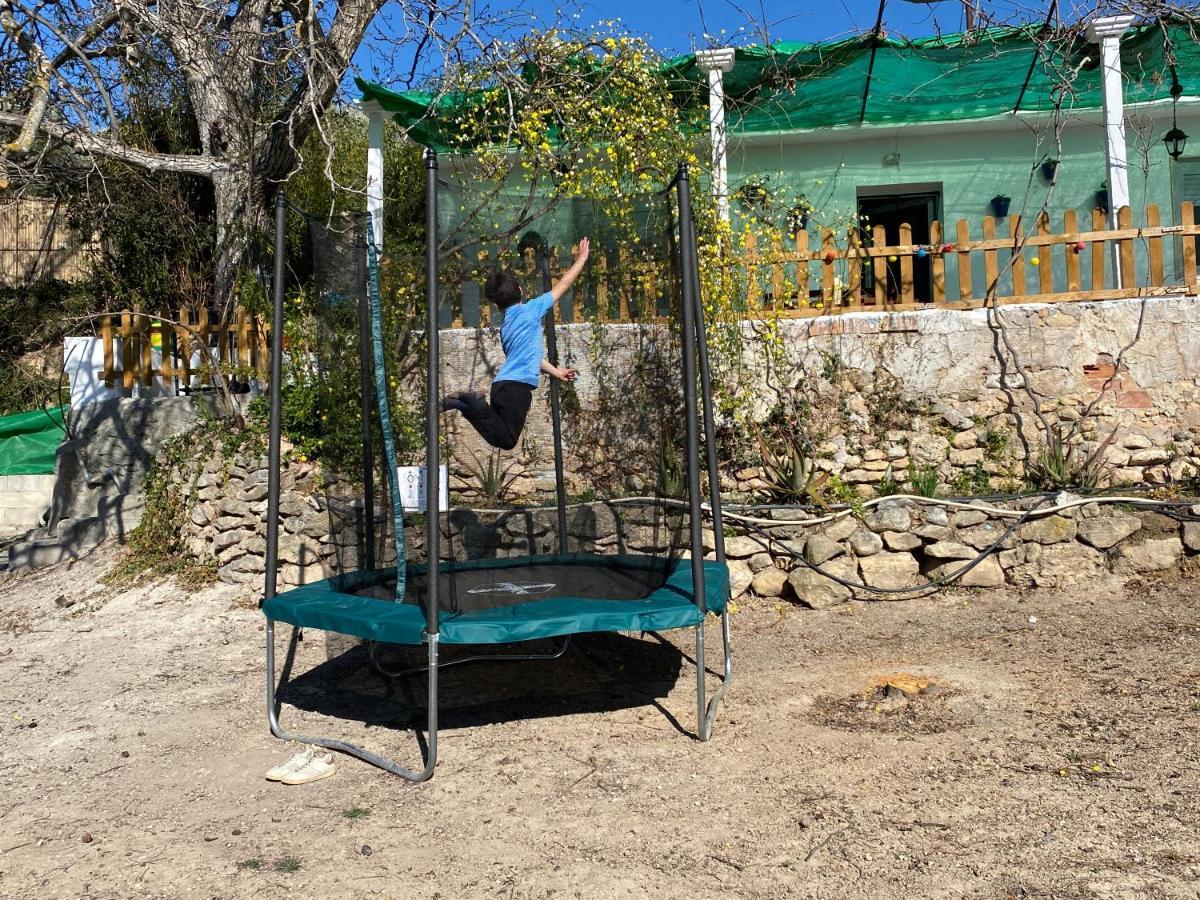 La Huerta Del Castillo Con Su Caz De Agua - Enjoy Life & Relax Castillo de Locubín 外观 照片
